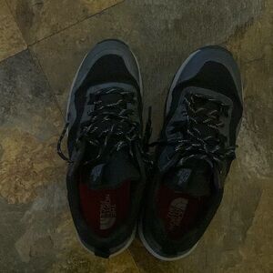 Men’s the north face shoe.